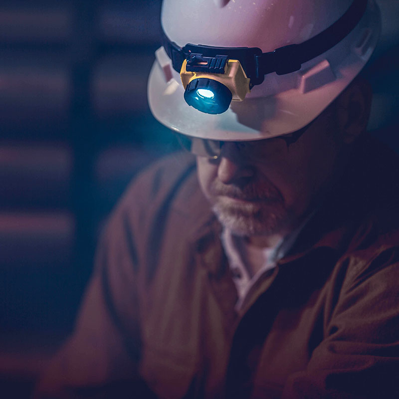 Double_Clutch_USB_on Hat_205598